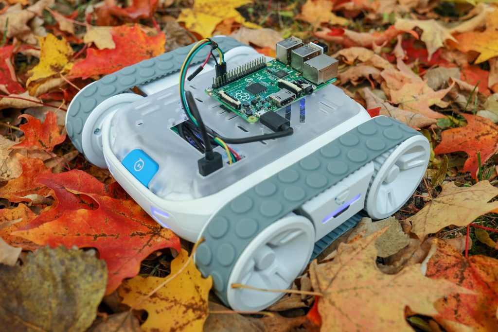 Sperho RVR SDK Outroods with Raspberry Pi and Python by Kinvert